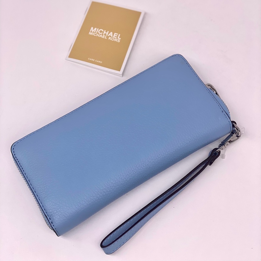 Michael Kors Large Continental Wallet Wristlet light Sky - Picture 6 of 10